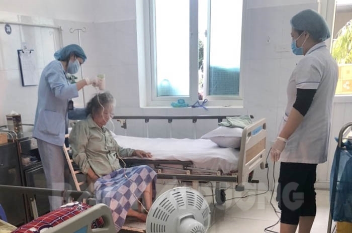 Bệnh viện Phục hồi chức năng Hải Dương chăm sóc bệnh nhân mắc ung thư thay người nhà